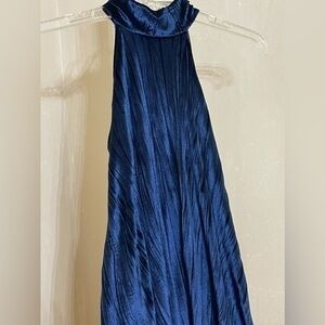 MISSGUIDED NAVY SLEEVELESS VELVET PLEATED SWING DRESS SZ 4